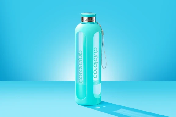 Clear Water glass bottle, Aqua Menthe